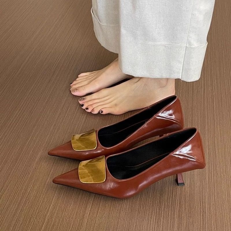 Court Heel Pointed - 2025年フランス製ポインテッドトゥヒール - エレガントなスティレットパンプス、ヴィンテージデザイナーの婦人用コートシューズ、シックなドレスシューズ