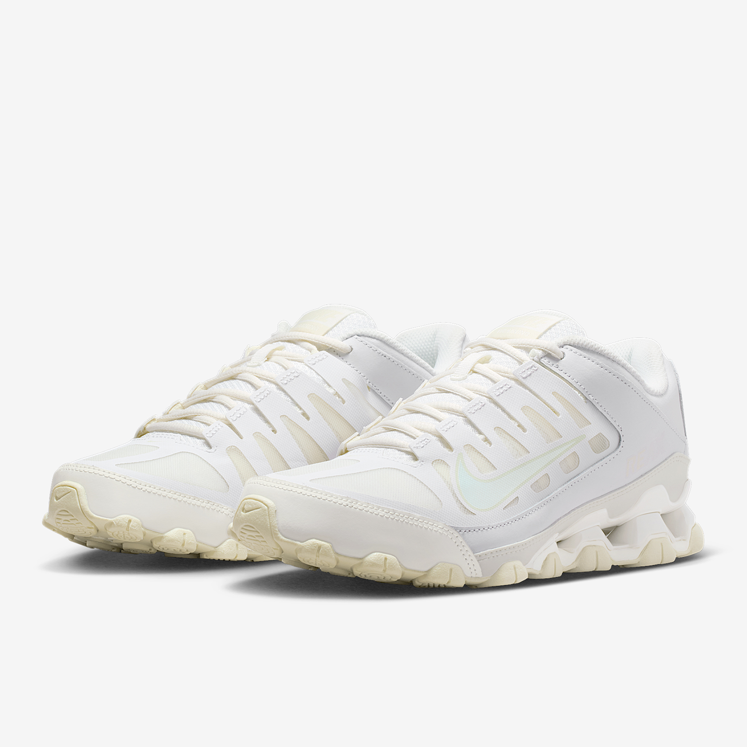 ナイキ オーセンティック リアックス 8 レディース ロート - Women Shoes Nike のレビューと価格