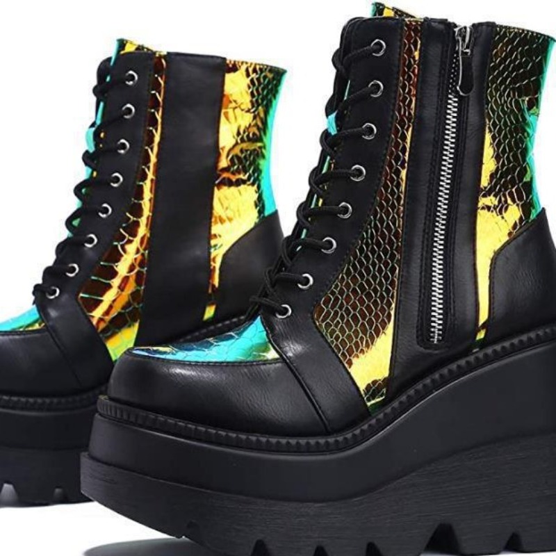 女性のピンクのホログラフィックプラットフォームアンクルブーツ - Block Heel Ankle Boots のレビューと価格