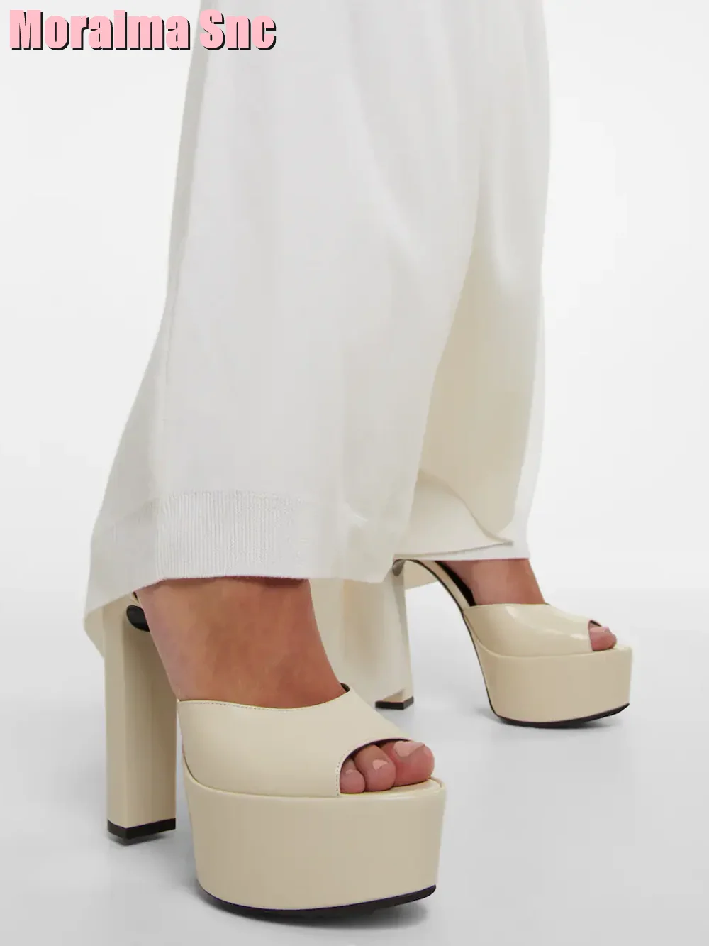 女性用パテントレザープラットフォーム厚底サンダル,チェーンと - Block Heel Ankle Boots のレビューと価格