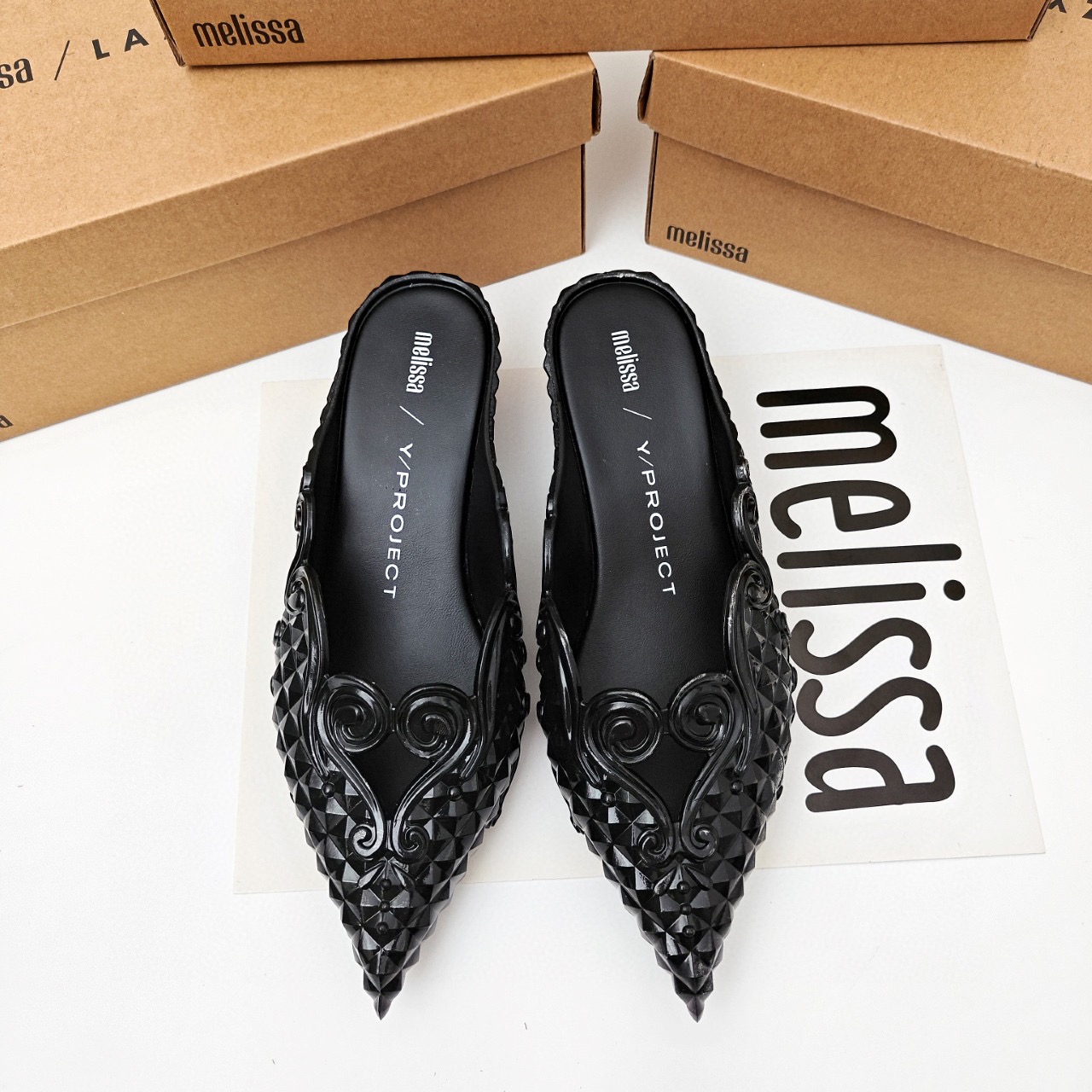 ミニメリッサコートポインテッドトゥフラットオフィスボート無地 - Court Heel Pointed のレビューと価格