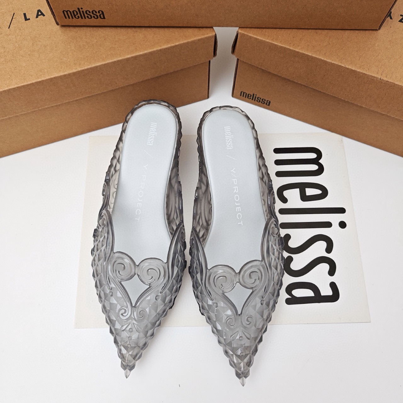 ミニメリッサコートポインテッドトゥフラットオフィスボート無地 - Court Heel Pointed のレビューと価格
