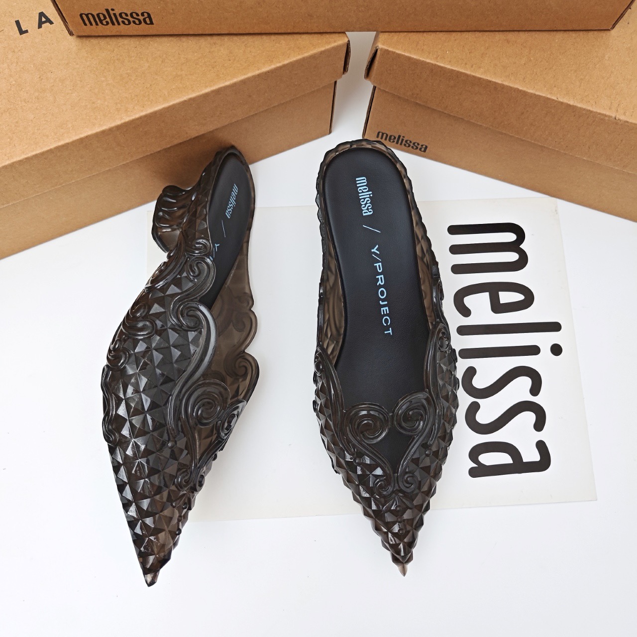 ミニメリッサコートポインテッドトゥフラットオフィスボート無地 - Court Heel Pointed のレビューと価格