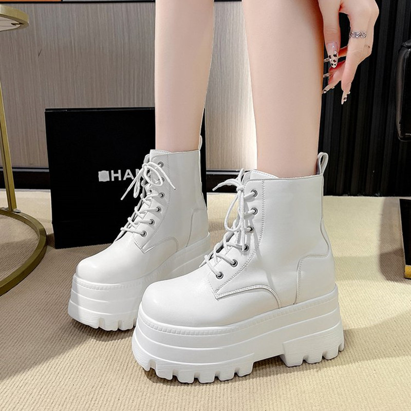 2025年ブランド フロントレース ミリタリーブーツ プラッ - Block Heel Ankle Boots のレビューと価格