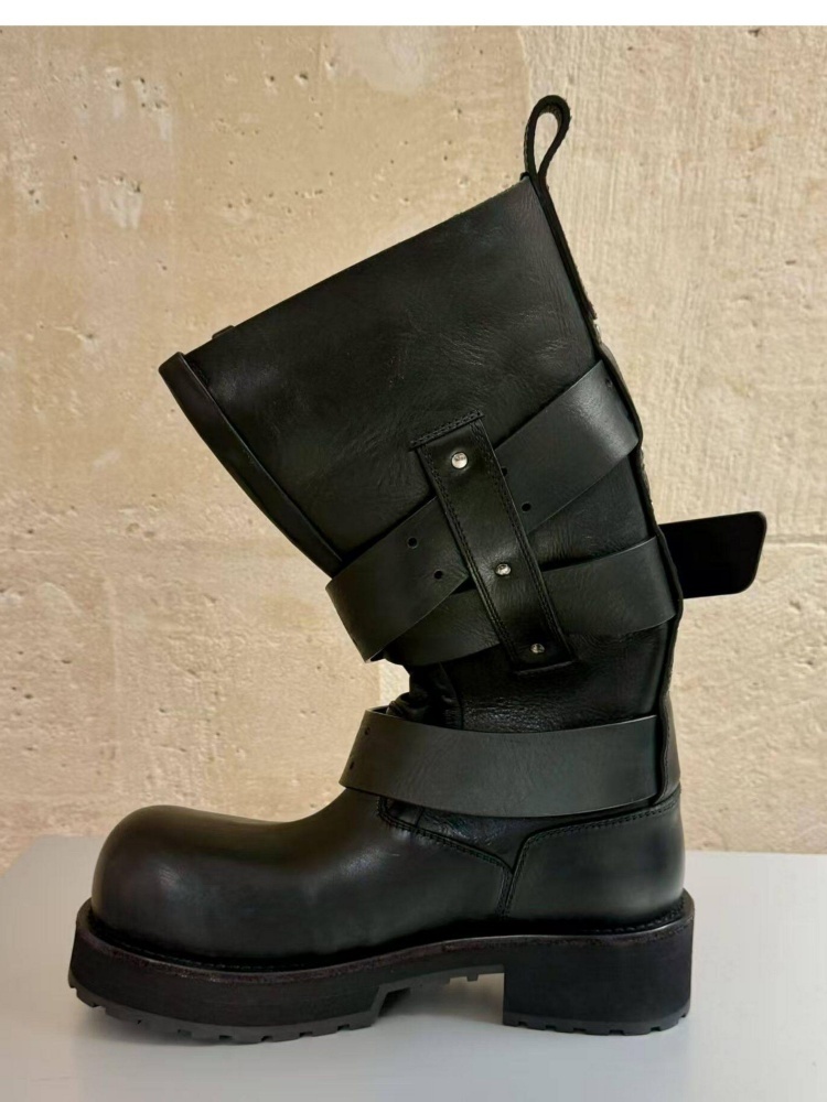 ベルトバックル付きブラックレザーバイクブーツ パリファッショ - Women'S Shoes Paris のレビューと価格