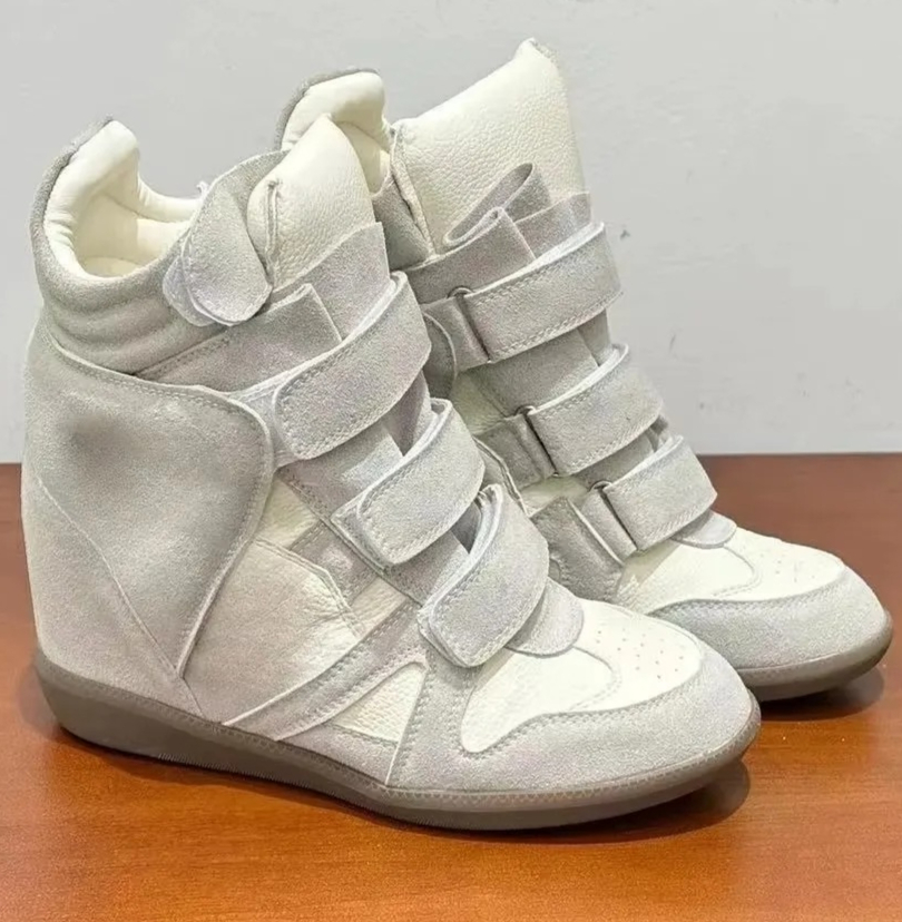 女性用隠しウェッジヒールハイカットスニーカー、スエードレザー - Block Heel Ankle Boots のレビューと価格